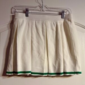 ☘️ Daisy Women's White Pleated Skort with Green Trim